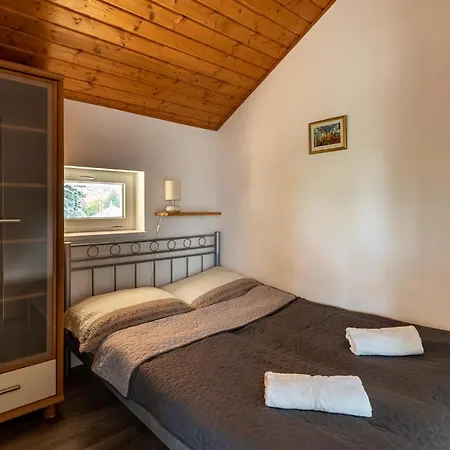 Adel Vendeghaz Guest house Zamardi