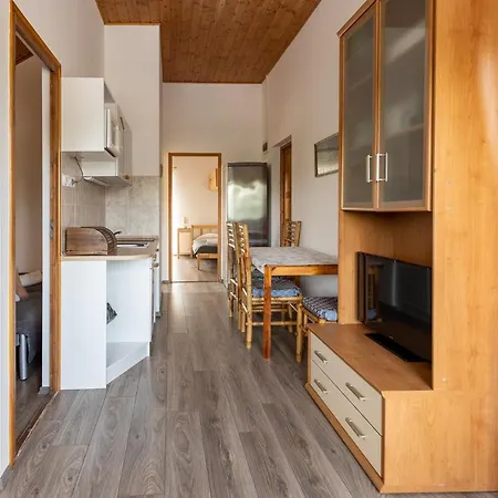 Adél Casa de hóspedes 3*