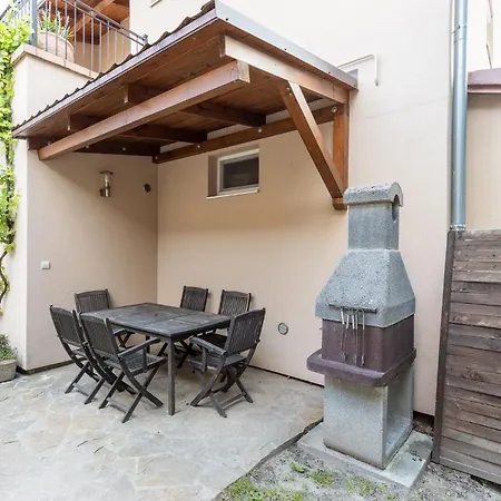 Adél Casa de hóspedes 3*