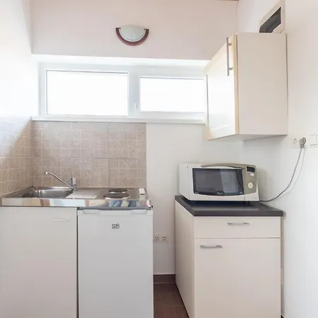 Adel Vendeghaz Guest house Zamardi