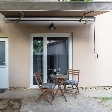 Adel Vendeghaz Guest house